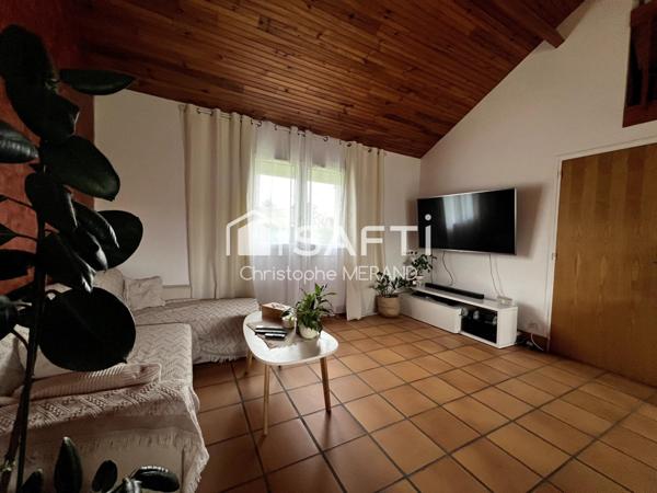 Beau pavillon de 149 m2 4 chambres sur 2000 m2