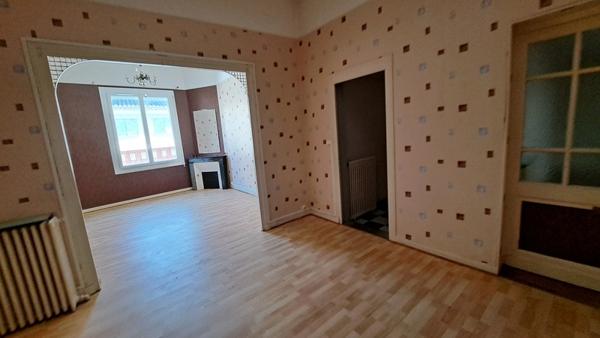 Immeuble à vendre |  Coutras |  235 m²