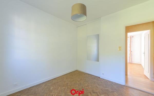 Maison à vendre    9 pièces •  Salles-sur-Mer