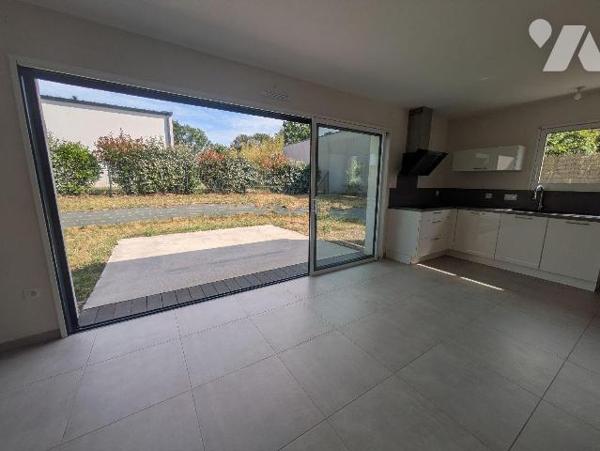 LES HERBIERS -  Plain-pied de 2019 (construction Logis Herbretais) situé au calme du quartier d...