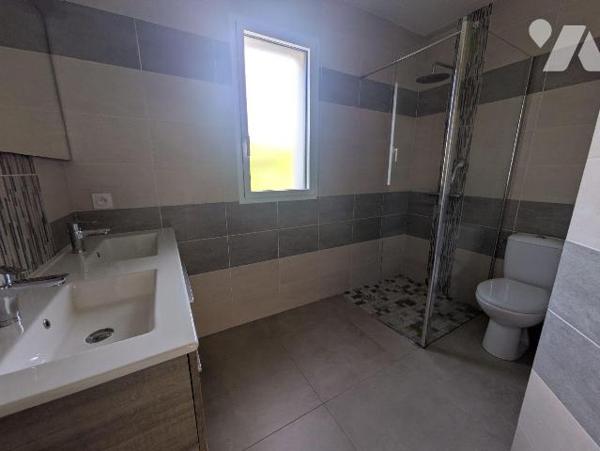 LES HERBIERS -  Plain-pied de 2019 (construction Logis Herbretais) situé au calme du quartier d...