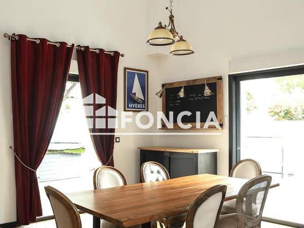 À vendre Maison 6 pièces 115 m² - La Londe-les-maures 83250