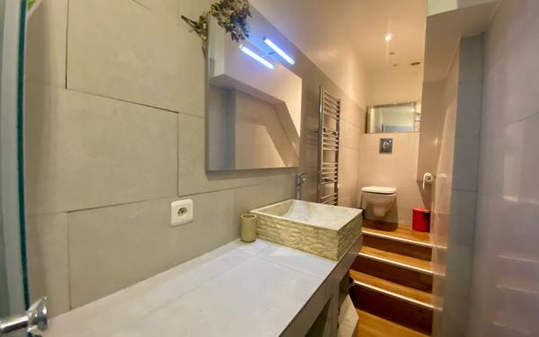 Appartement à vendre    2 pièces • 46,57 m2 Nice