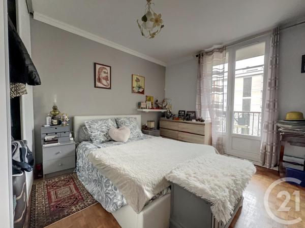 Appartement F5 à vendre  5 pièces - 93,85 m2 BOUGIVAL - 78