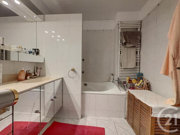 Appartement F5 à vendre  5 pièces - 93,85 m2 BOUGIVAL - 78