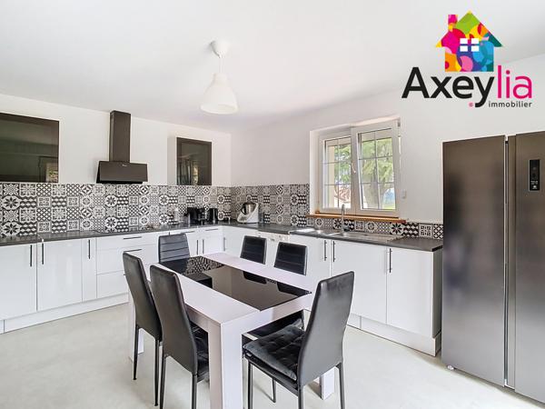 Saint-Cyr-de-Favières (42123) A VENDRE-SAINT-CYR DE FAVIÈRES- MAISON FAMILIALE SUR TERRAIN DE 3071 M2