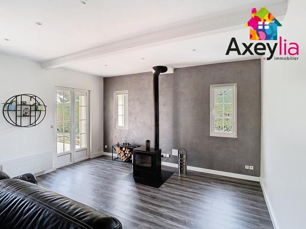 Saint-Cyr-de-Favières (42123) A VENDRE-SAINT-CYR DE FAVIÈRES- MAISON FAMILIALE SUR TERRAIN DE 3071 M2