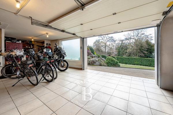 Annecy-le-Vieux, Maison 5 Chambres -  235 m² à vendre