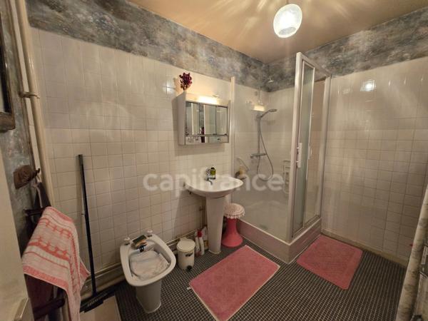 Dpt Val d'Oise (95), à vendre CERGY appartement T4 - 80 m2 habitable + Box + Cave