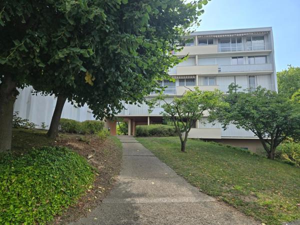 Dpt Val d'Oise (95), à vendre CERGY appartement T4 - 80 m2 habitable + Box + Cave