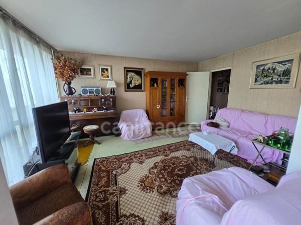 Dpt Val d'Oise (95), à vendre CERGY appartement T4 - 80 m2 habitable + Box + Cave