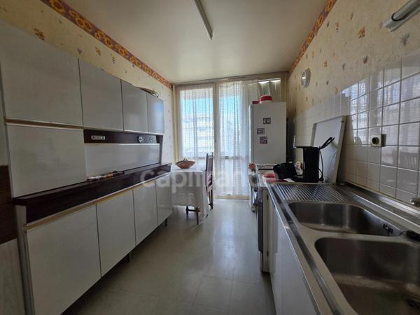 Dpt Val d'Oise (95), à vendre CERGY appartement T4 - 80 m2 habitable + Box + Cave