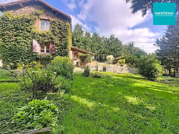 Corps de ferme en pierre de 200 m² à rénover sur La Fouillouse 42480