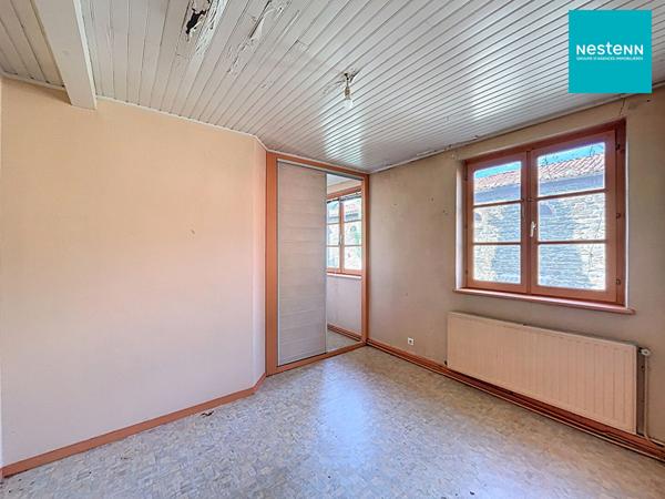 Corps de ferme en pierre de 200 m² à rénover sur La Fouillouse 42480