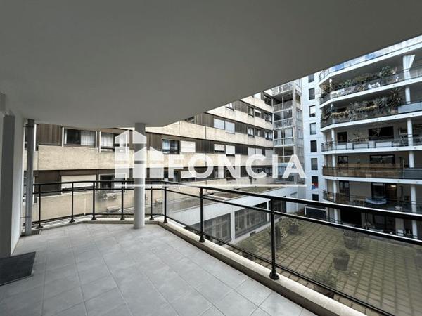 Location Appartement 4 pièces 91.6 m² - 16 RUE DES PENITENTS BLANCS Toulouse 31000