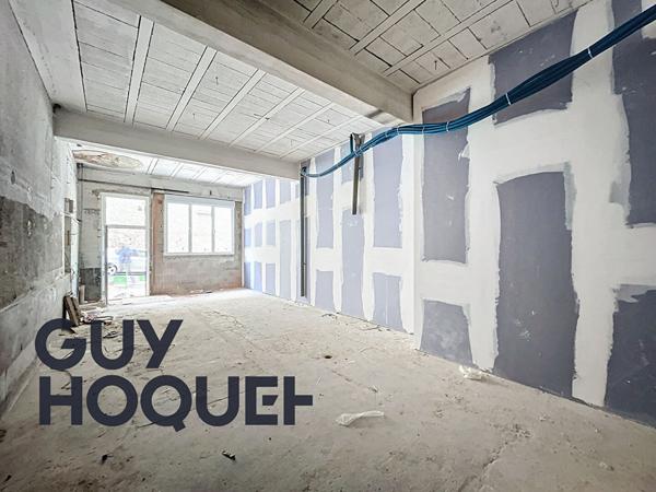 A REIMS - PLATEAU A ANENAGER PROCHE DE LA GARE