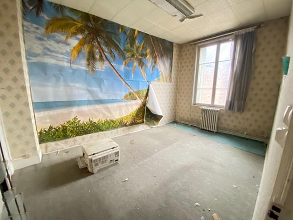 Appartement Saint Quentin 5 pièce(s) 169.63 m2