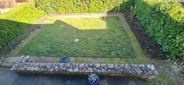 Maison de ville de type 6, jardin et garage privatif sur un terrain de 450 m²