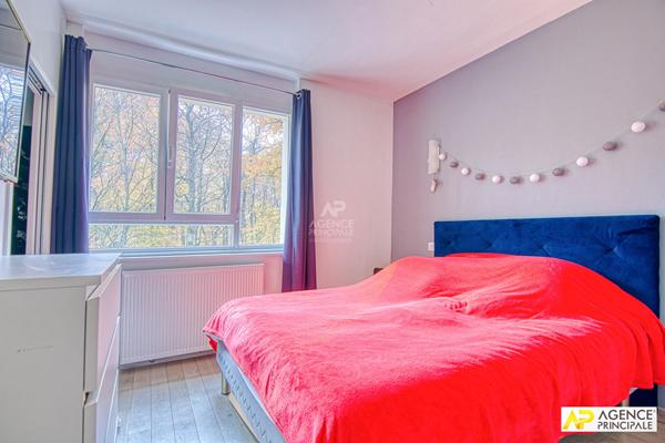 Versailles Haut de Clagny - Appartement 3 pièce(s) 69 m2 situé au 2ème étage avec ascenseur, balcon, cave et parking €490 000 ** - Référence 25849