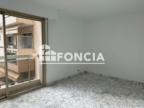 Location Studio 33.98 m² - 1 RUE FREDERIC PASSY Nice 06000