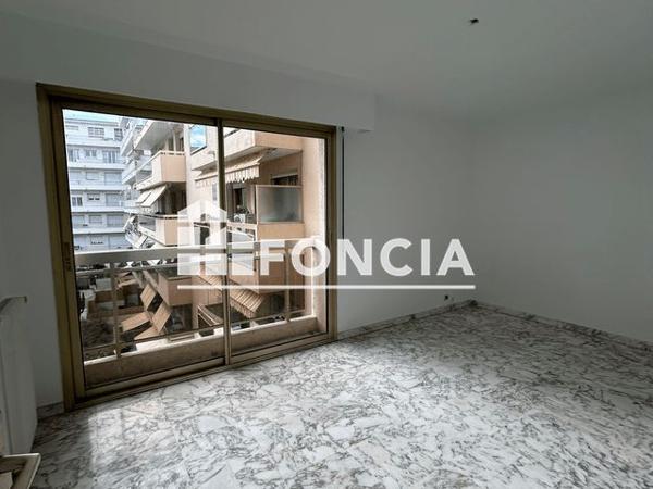 Location Studio 33.98 m² - 1 RUE FREDERIC PASSY Nice 06000