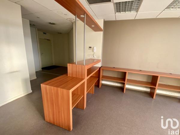 Location bureaux 200 m² Lons