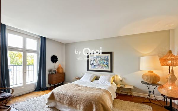 Maison à vendre    7 pièces •  Montluçon