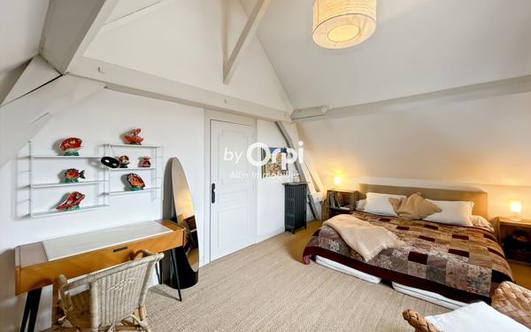 Maison à vendre    7 pièces •  Montluçon