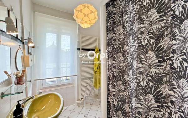 Maison à vendre    7 pièces •  Montluçon