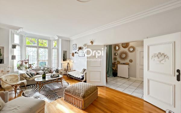 Maison à vendre    7 pièces •  Montluçon