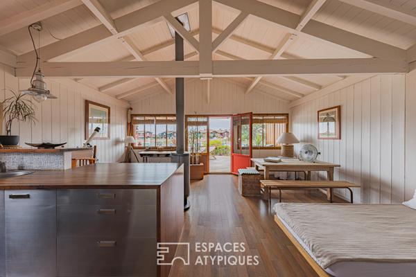 Esprit Cabane ostréicole avec vue panoramique sur le port de Gujan