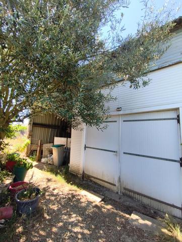 MAISON - 1 CHAMBRE - GARAGE - HANGAR - JARDIN