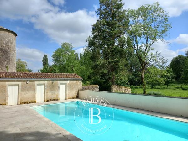 Poitiers, Château 8 Chambres -  1 000 m² à vendre