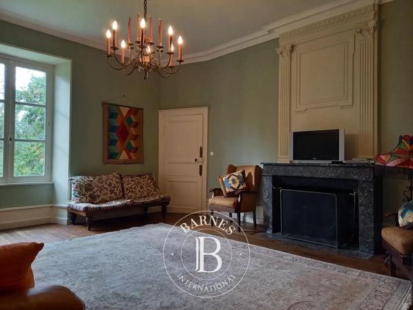 Poitiers, Château 8 Chambres -  1 000 m² à vendre