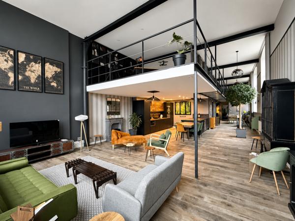 AMQI - Roubaix - Loft d'exception meublé avec parking