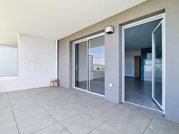 Superbe T3 avec Terrasse et Garage double Résidence Neuve