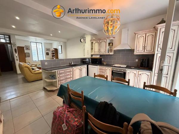 Location                                                      Maison
                        
                     6 pièces                      109 m2                     à Lavelanet