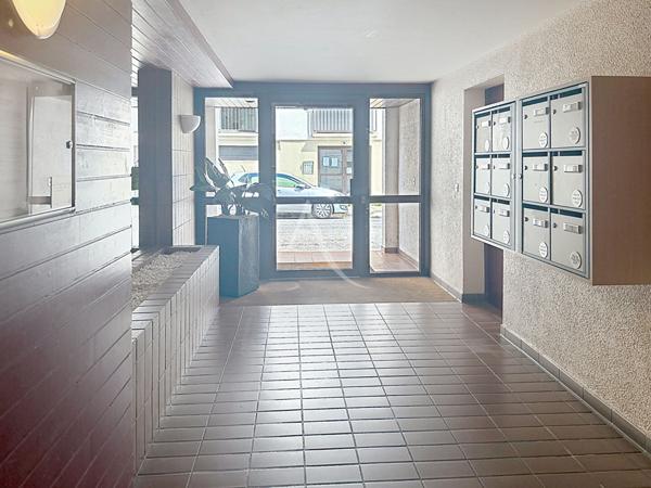 Centre ville appartement Pau 1 chambre , balcon et parking