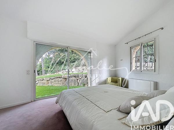 Maison à vendre 13 pièces 550 m² Mouans-Sartoux