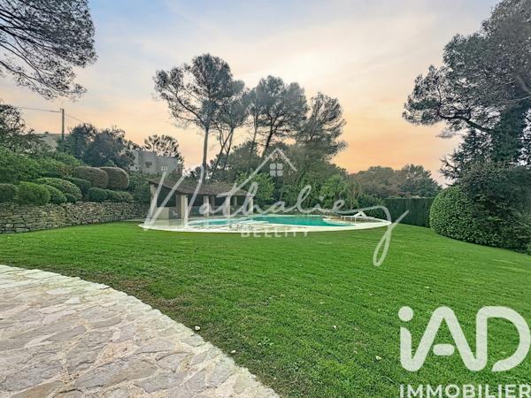 Maison à vendre 13 pièces 550 m² Mouans-Sartoux