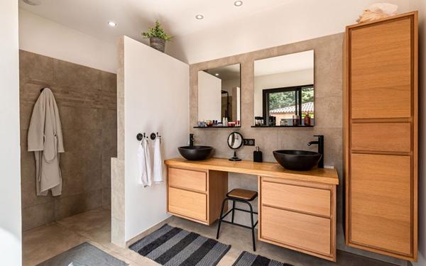 Maison à vendre    7 pièces •  Sotta