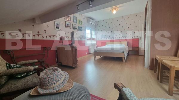 maison/villa 6 pièce(s) 160 m2