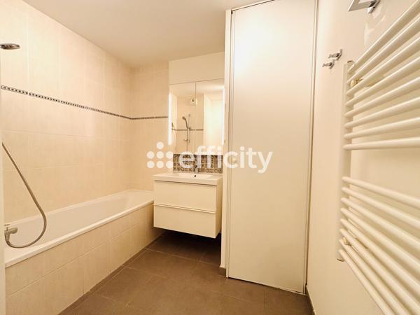 Appartement 3 pièces - 62 m² Exclusivité efficity