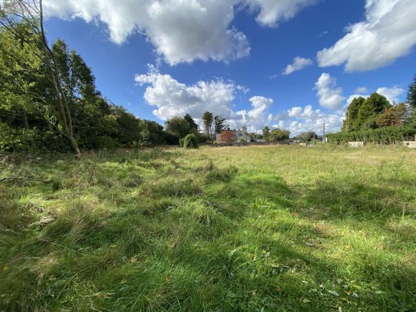 Terrain à Batir à vendre à Gouesnou dans le Finistère (29850), ref : 030/327