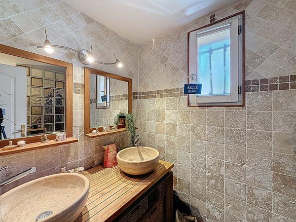 Maison individuelle Peymeinade 5 pièce(s) 107 m2 sur 715 m2 de jardin, calme absolu