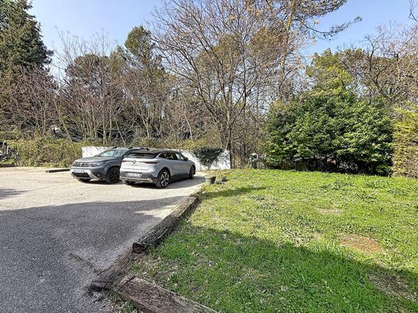 Maison individuelle Peymeinade 5 pièce(s) 107 m2 sur 715 m2 de jardin, calme absolu