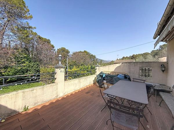 Maison individuelle Peymeinade 5 pièce(s) 107 m2 sur 715 m2 de jardin, calme absolu