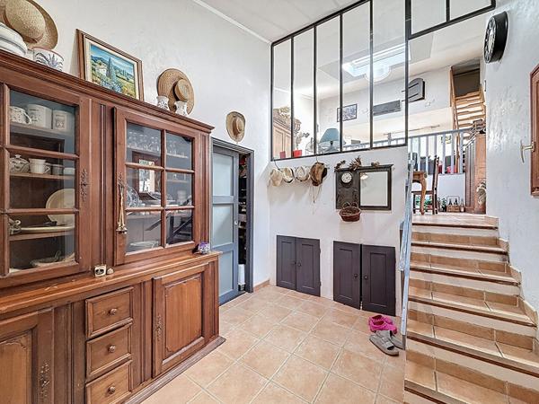 Maison individuelle Peymeinade 5 pièce(s) 107 m2 sur 715 m2 de jardin, calme absolu