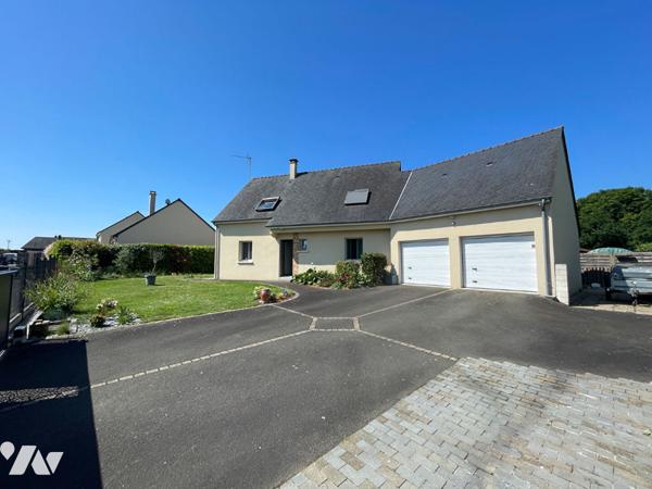 Maison quatre chambres avec terrasse, jardin et garage