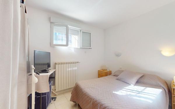 Maison à vendre    3 pièces •  Salles-Curan